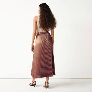 Women's Pleated Midi Skirt 2 or Small
